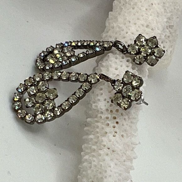Swarovski Crystals Drop Earrings - Picture 4 of 6